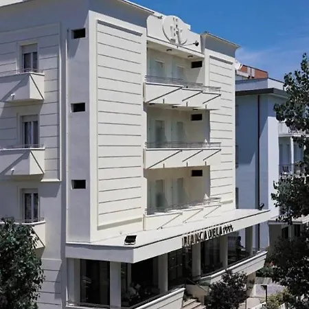 Bianca Vela ريميني