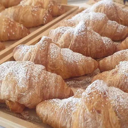 Bianca Vela ريميني